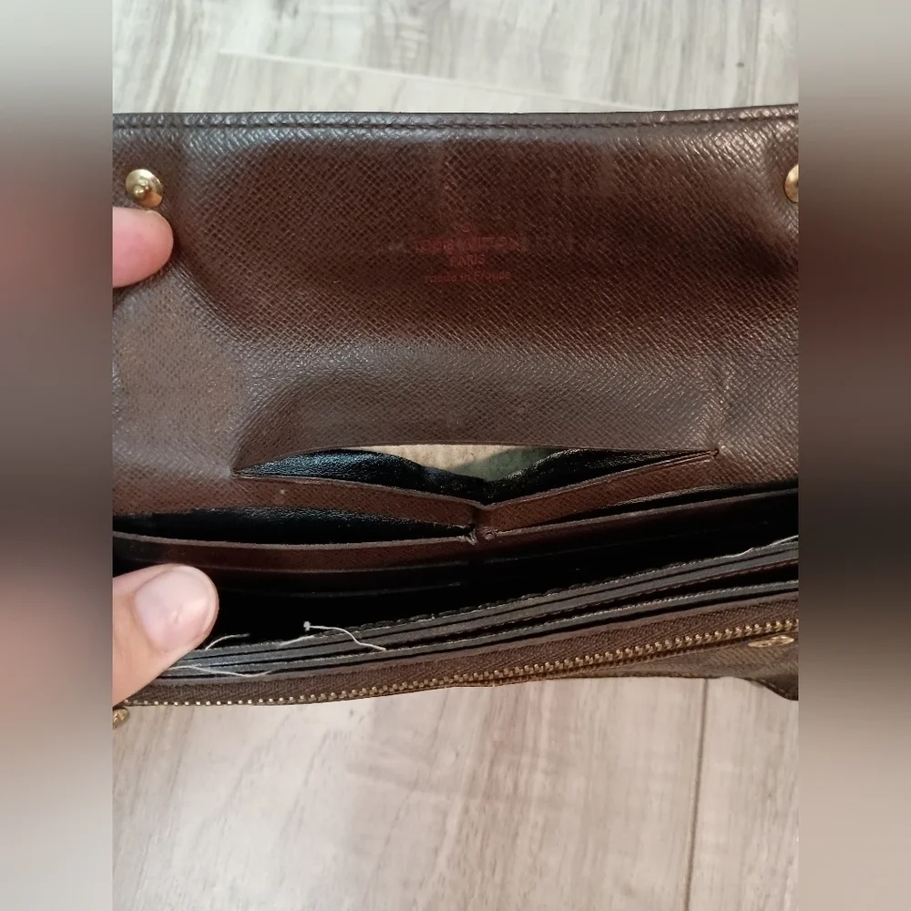 LOUIS VUITTON Damier Ebene Accordion Bifold Long Wallet